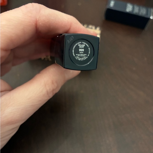 Rouge Dior Iconic Velvet Red Lipstick New w Dior Box 999 - Picture 4 of 7